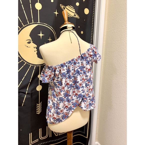 π Stylish summer top - Picture 6 of 8